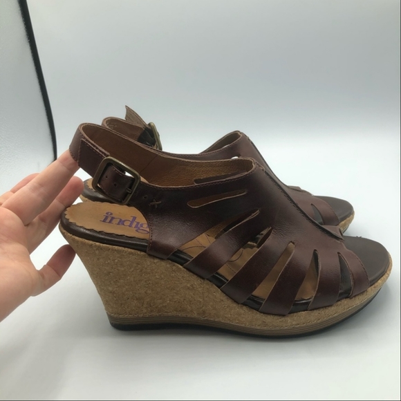 Clark's brown leather wedge sandals, size 9 - Picture 2 of 4